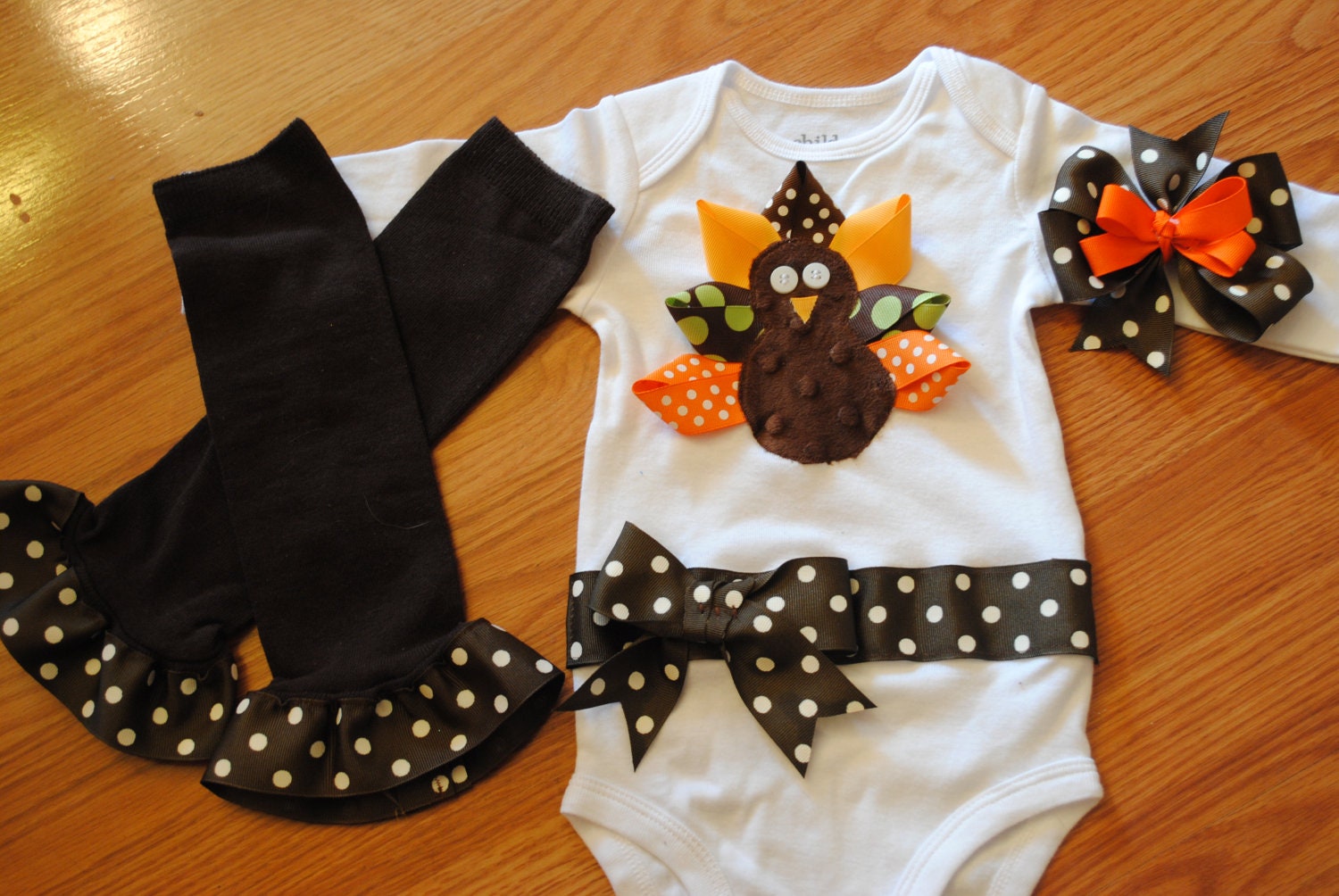 Thanksgiving Ribbon Turkey Onesie, Legwamers, and Bow