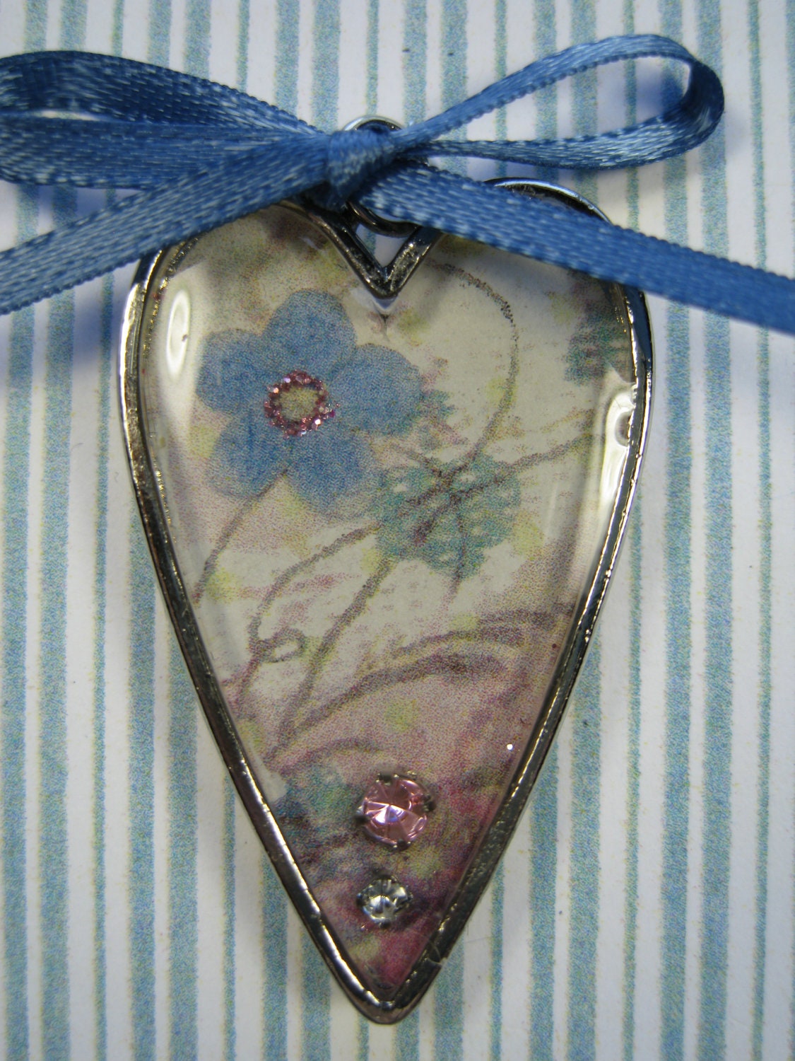 Forget Me Not  Heart Resin Tray