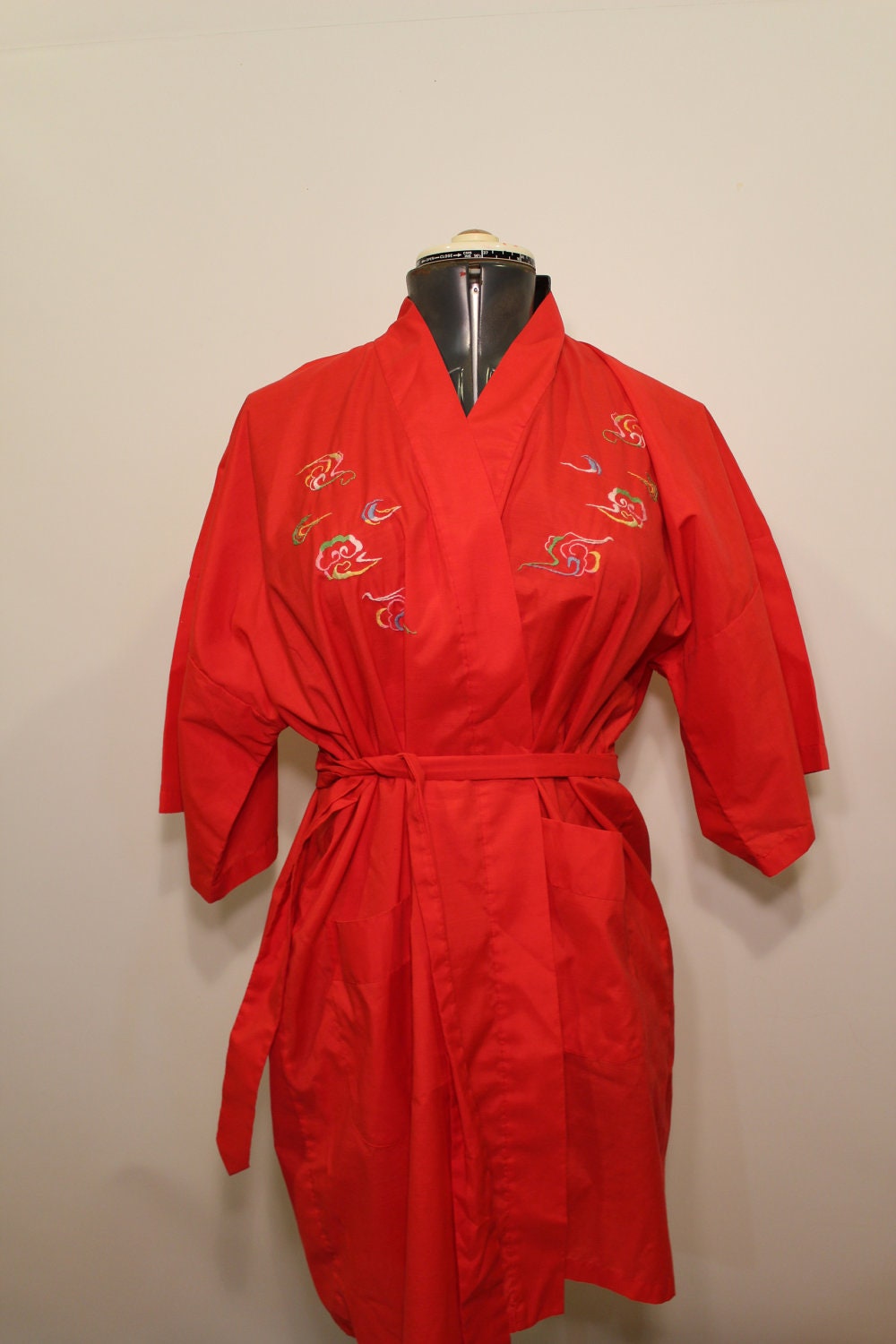 Vintage 70s Chinese Robe - Red Dragon - Bath Robe - Embroidered Robe - Red - Large
