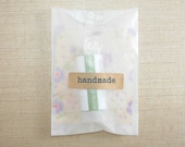 Natural Lip Scrub with Beeswax, Honey, Sugar, Organic Peppermint Leaf and Essential Oil