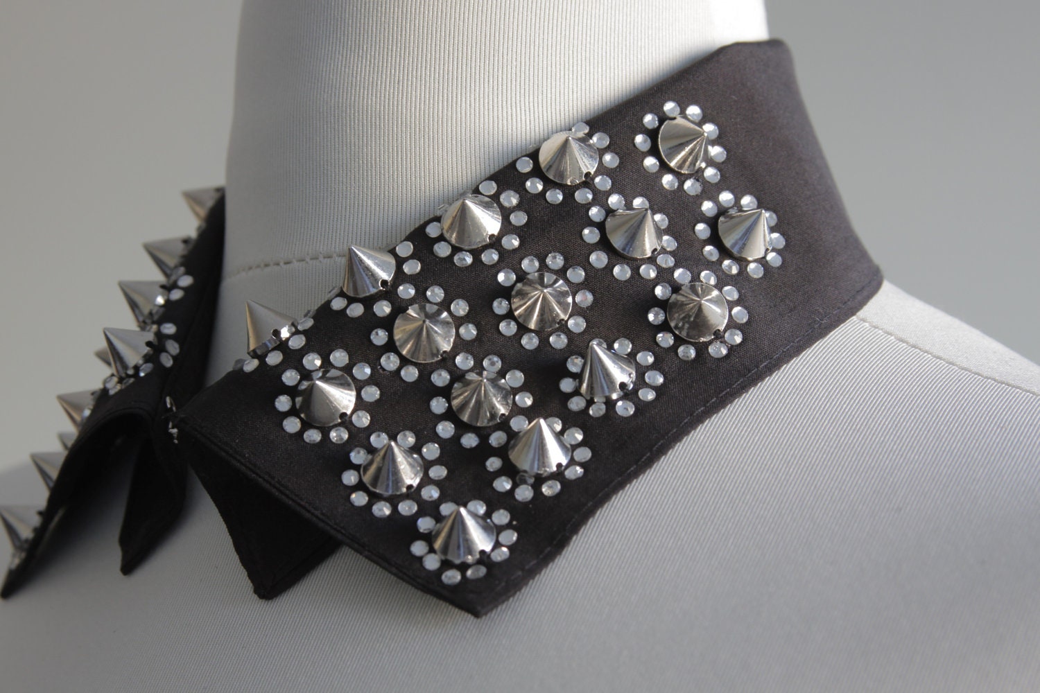 Black Collar Necklace, Peterpan Collar Necklace, Metal Embroidered Collar Necklace, Fashion collars, Handmade collar