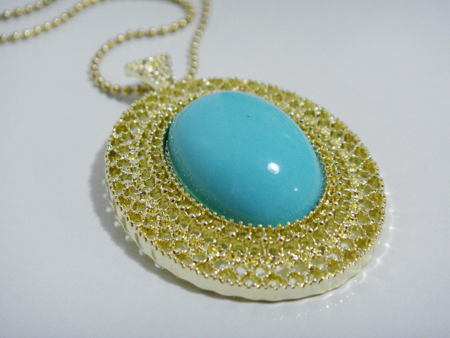 Trendy Fashion Metal Necklace Gold Turquoise Gemstone Pendant Antique Chain Jewelry