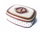Vintage German metal coffee tin with decorative image from Bremen - white and red romantic love image