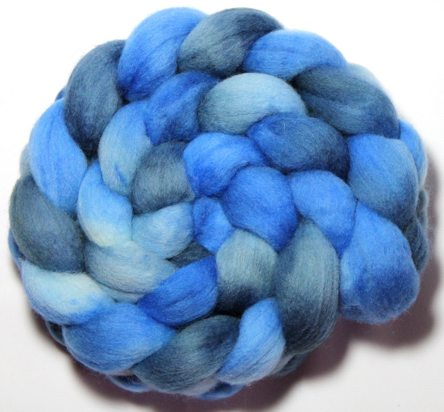 Handpainted roving - Sapphire - Falkland wool, 4 ounces