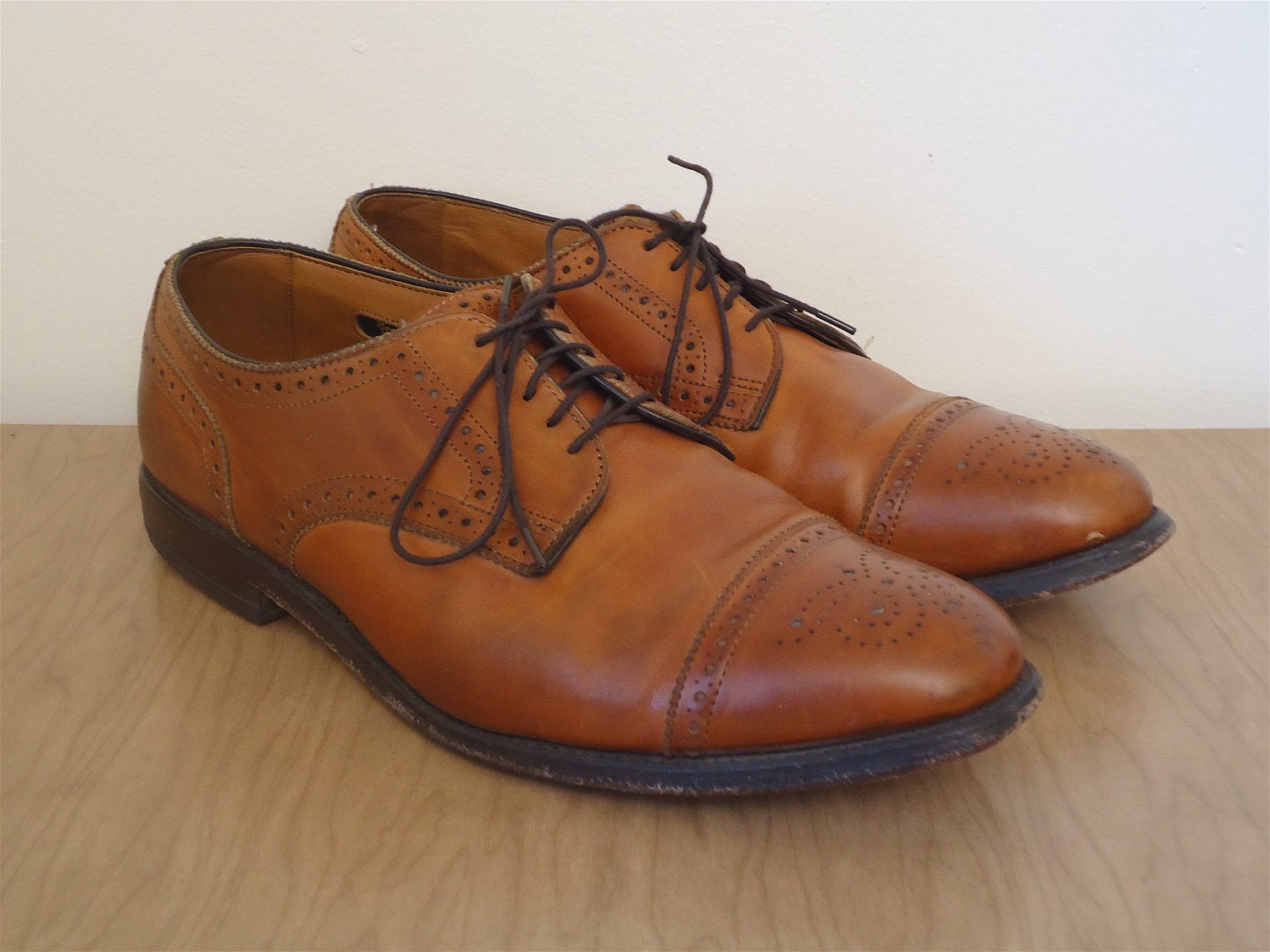 brown brogues