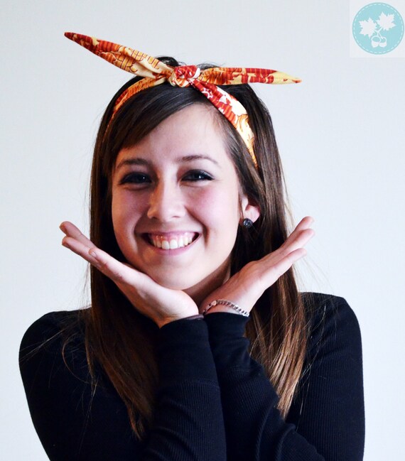 Hippie headband. 50's hair wrap. Rockabilly headscarf. 60's style. Pin up fashion. Rusty orange. Golden yellow. Psychedelic floral print.