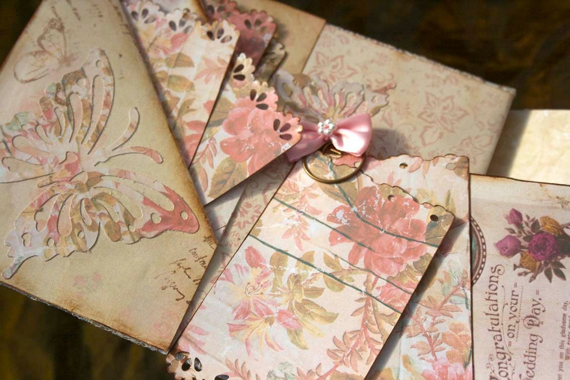 Wedding guest book - vintage shabby chic, custom - 20 pages