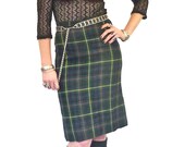 HOLA VINTAGE 80s 90s Tartan Plaid Midi Skirt  - Grunge Punk High Waisted Tartan Kilt Skirt - Green Tartan Knee Length Skirt...Small - Medium