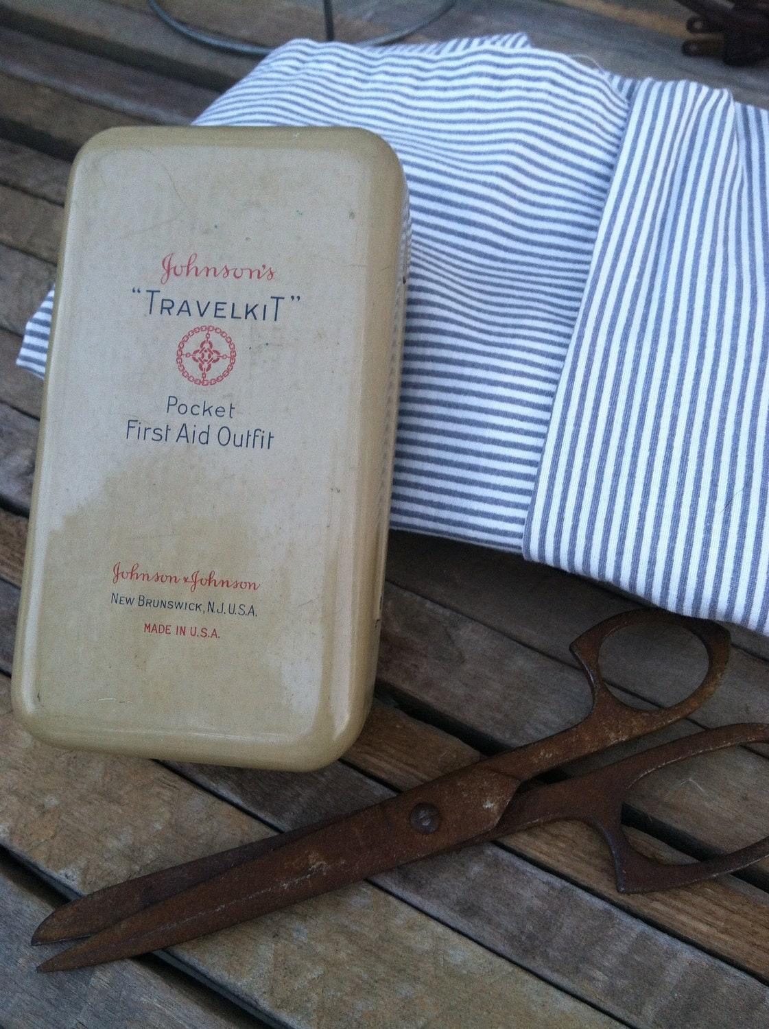 Johnson's travelKit pocket first aid outfit