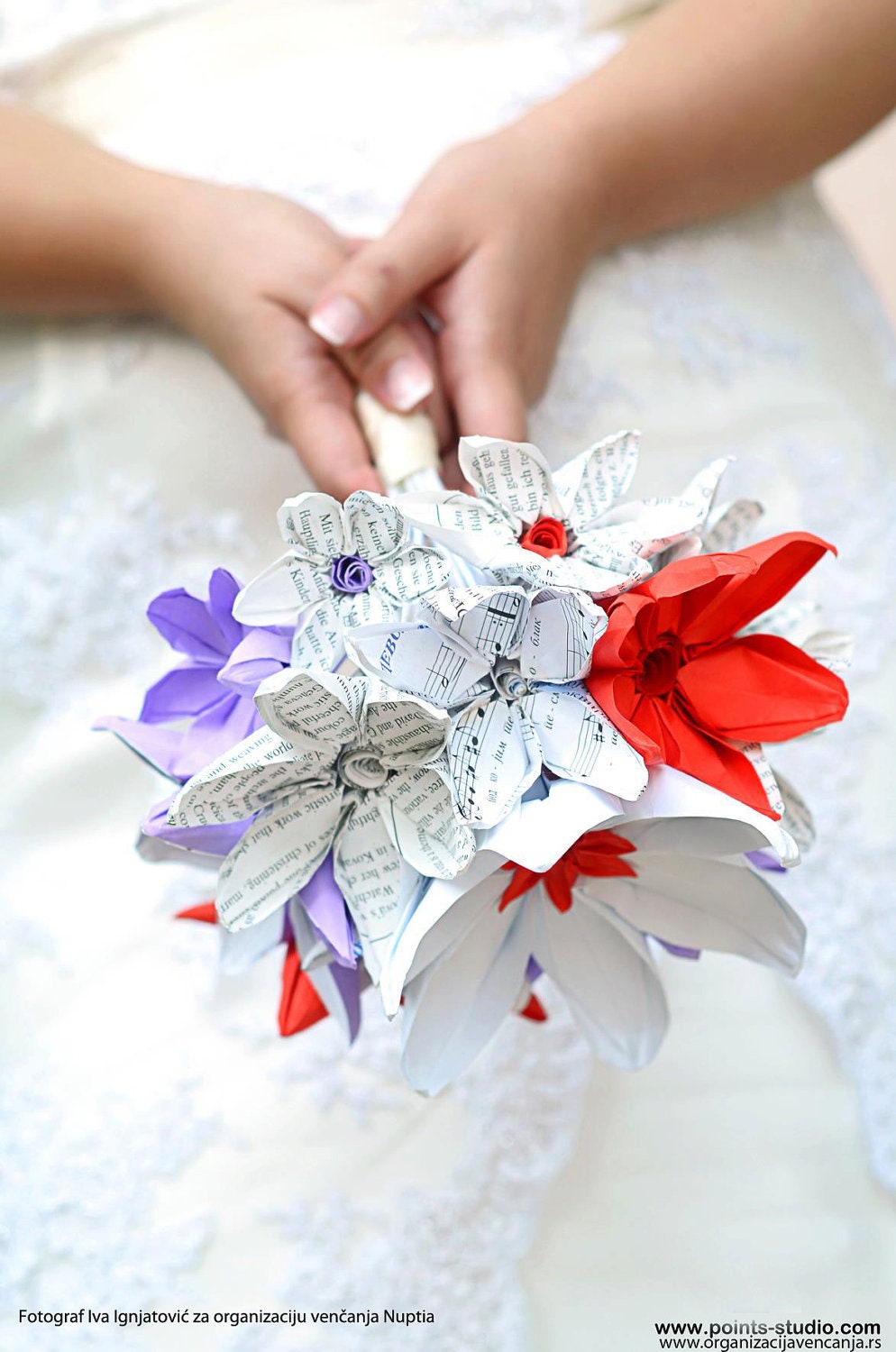 Alternative Wedding bouquet- Origami Flowers Bouquet from white upcycle paper, and from non upcycle paper in thistle violet and red