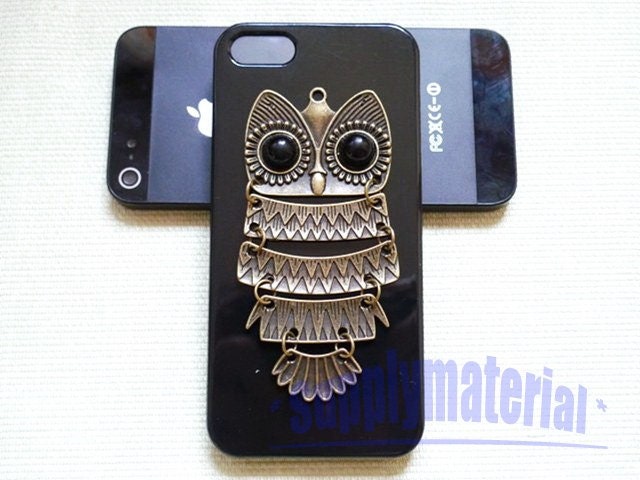 Handmade Retro style Antique copper owl with Black phone case for iPhone 5 cover