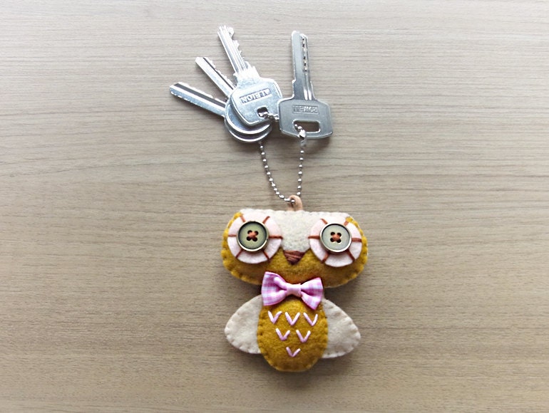 Felt Keychain -  stocking stuffer -  cute accessories -  Kawaii - owl plush - READY TO SHIP