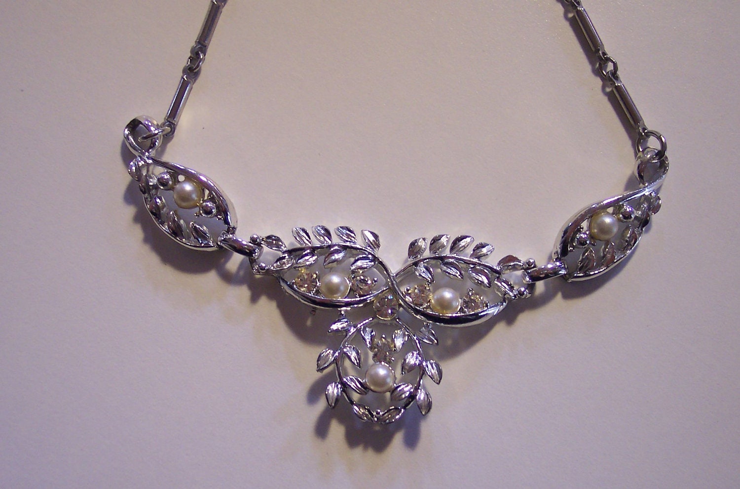 Necklace - Vintage Unsigned Silver Tone Faux Pearl and Rhinestone Choker Necklace