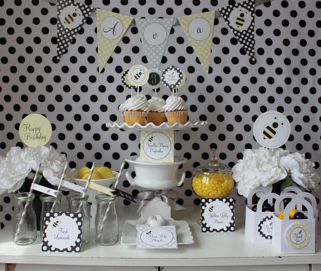 Bee-utiful Vintage Bumble Bee Printable Party Full Printable Party Collection : Printable Party Designs by The Tiny Tiara Il_570xn