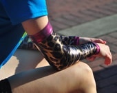 Pink Leopard Running Sleeves for women who are super.