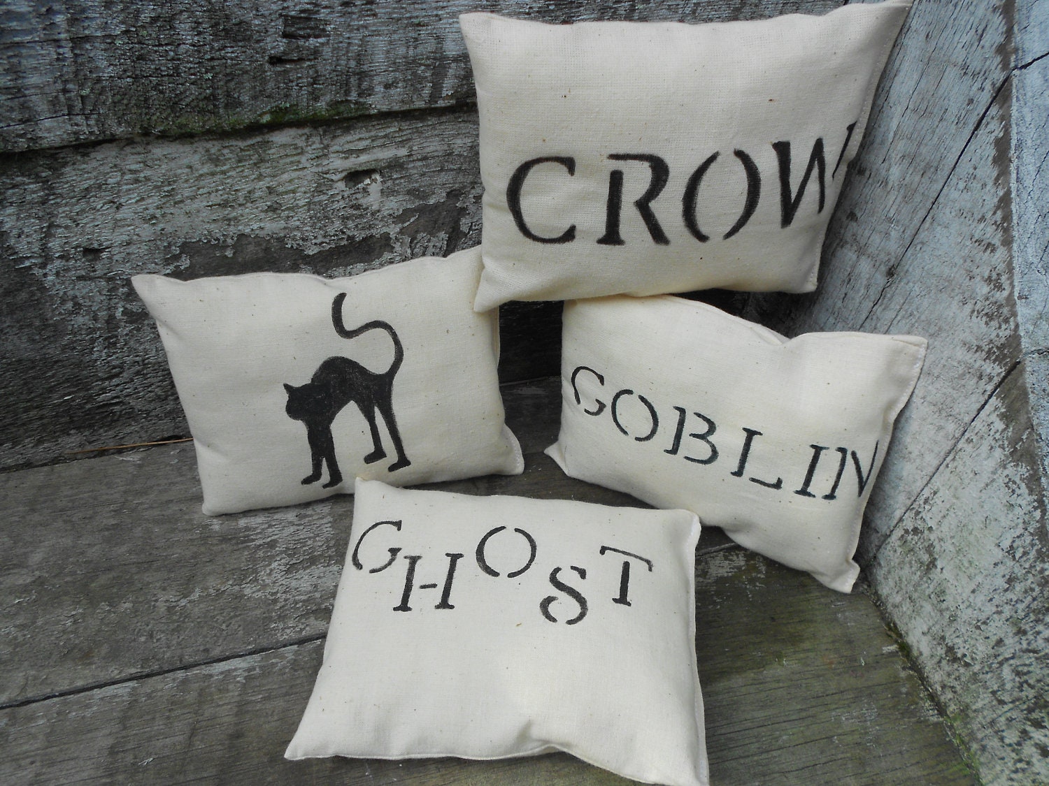 HALLOWEEN PILLOWS - ORNIES -Set of 4 Halloween related Pillow Tucks- Ornies - CottonCreekCottage HALLOWEEN PILLOWS - ORNIES -Set of 4 Halloween related Pillow Tucks- Ornies - CottonCreekCottage