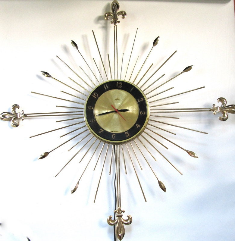 Wall Clock Starburst  Vintage, 1950 Era, Lux