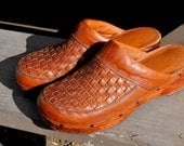 Vintage brown leather clogs, 1970s, size 10
