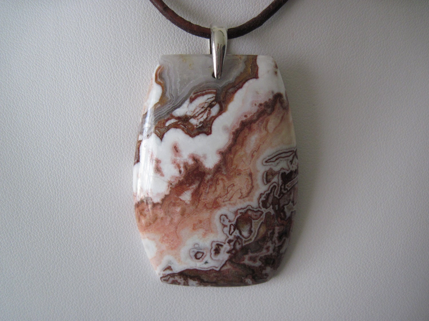 natural stone Spectactular crazy lace agate  pendant on brown leather necklace
