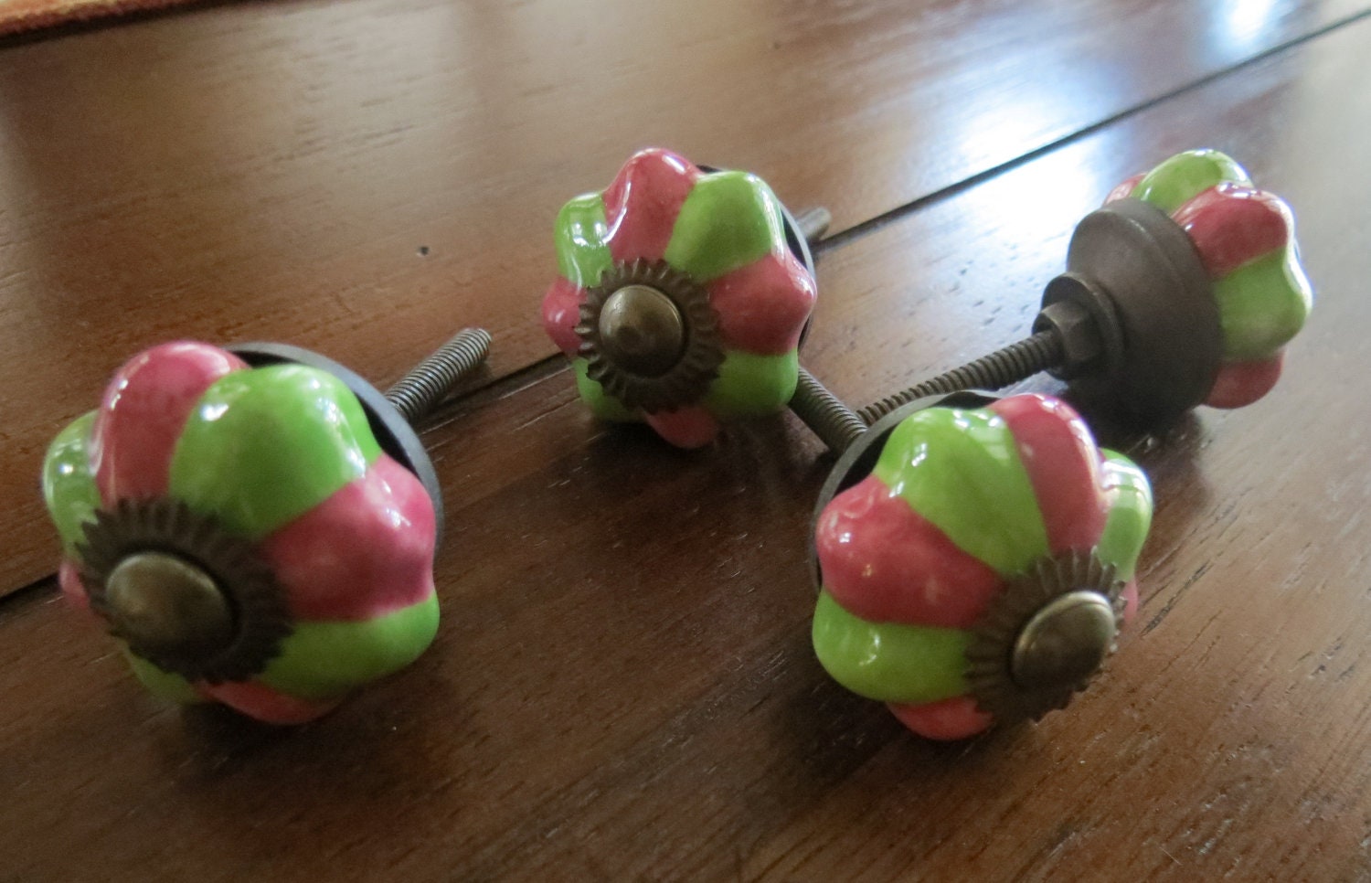 Scallop Ceramic Knob/Pink and Lime/Vintage Inspired Pull/Knob