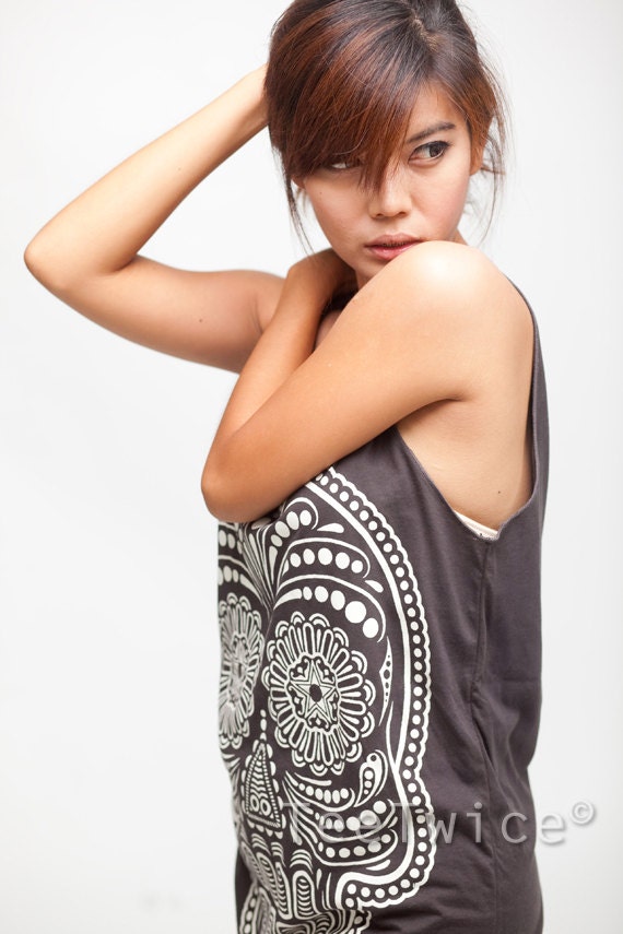 Skull Shirt Day of the Dead Shirt Gothic Sugar Skull Top Women Tank Top Black Shirt Tunic Top Vest Sleeveless Women T-Shirt Size S M