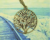 Sweater chain necklace pendant jewelry tree of Life Christian Church Bible Warcraft retro bronze bronze A1