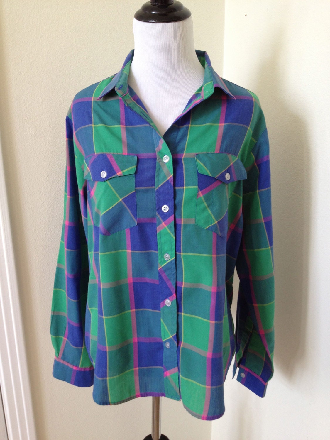 25% sale: Green, Blue, and Pink plaid button up top sz S-M