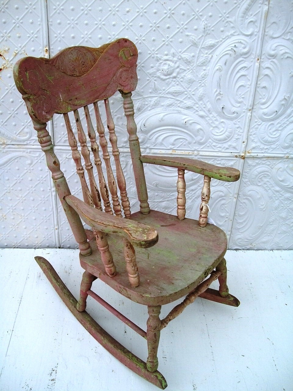 Lace Crazy: Vintage Rocking Chair - my next redo...