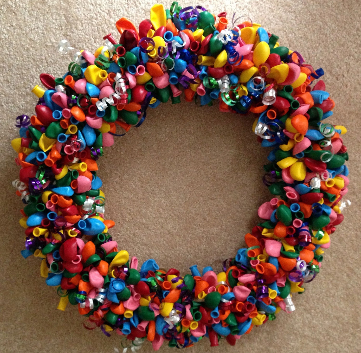 Balloon Wreath Il_570xn