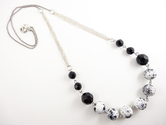 Unique Beaded Necklace - Simple Modern Jewelry - Black & White Bead
