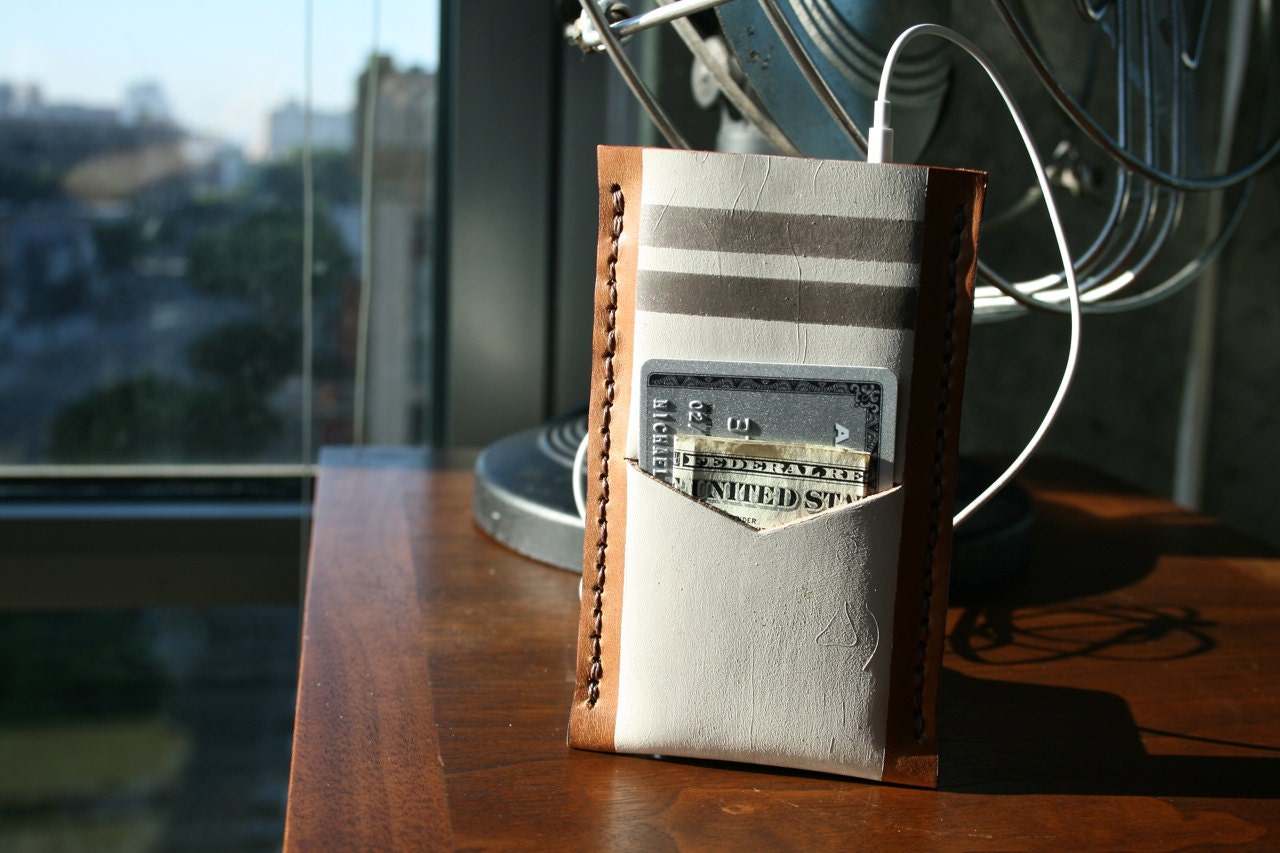 iPhone 5 Case & Wallet / Banker