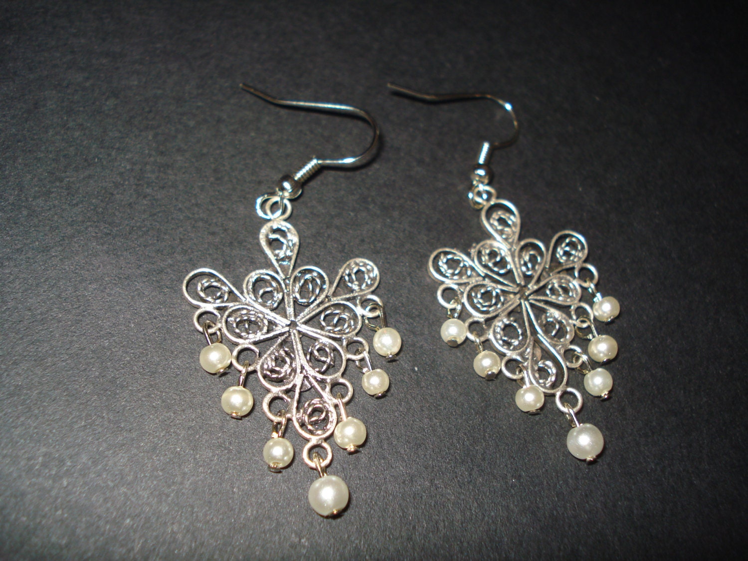 Pearl Earrings-Silver Plated and Pearl Earrings