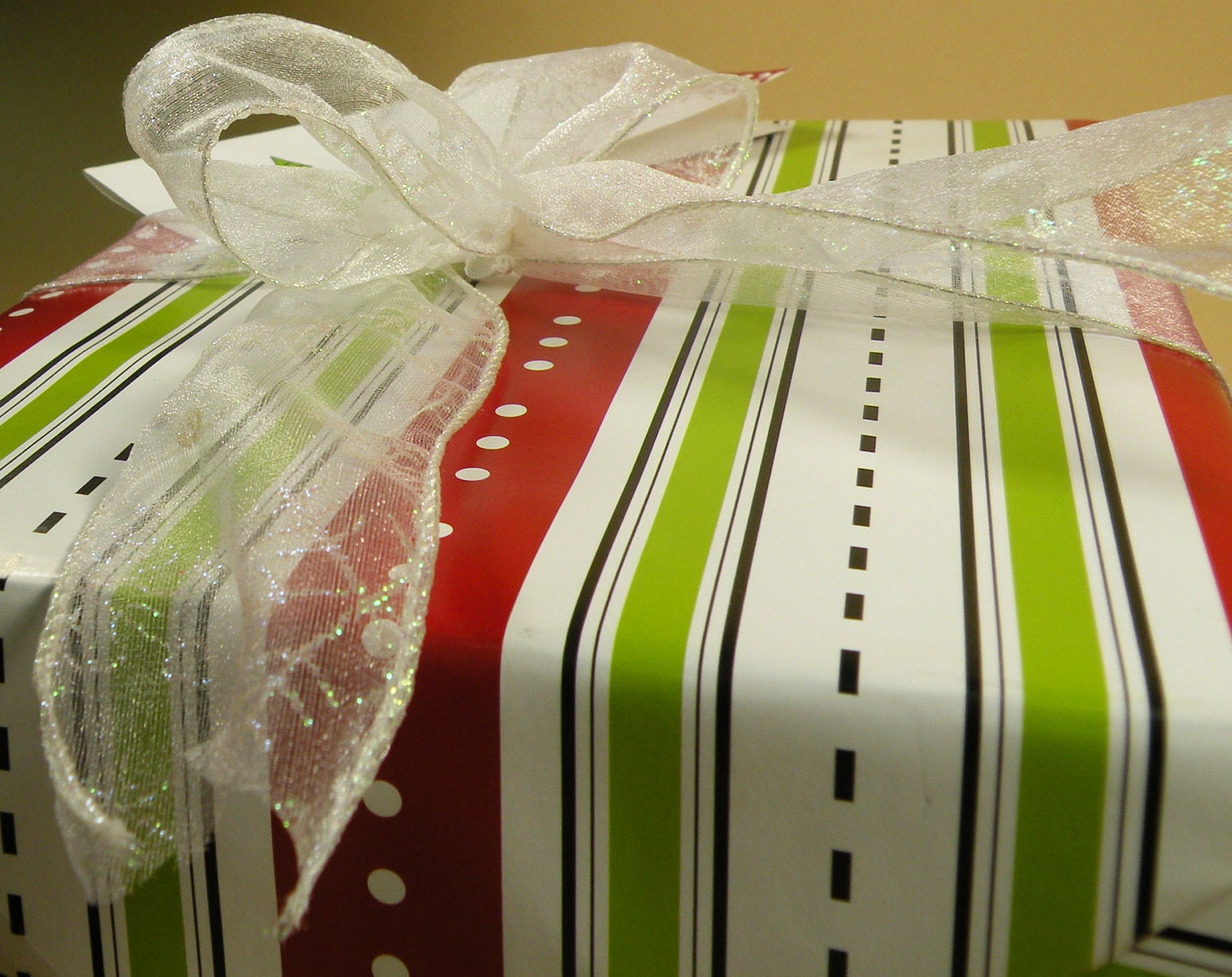 4 Red & Green Stripe Wrapping Papers