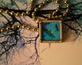 Black birds, moving on necklace, Gothic, steampunk, bird necklace, blue necklace, nature necklace, Teen gift,