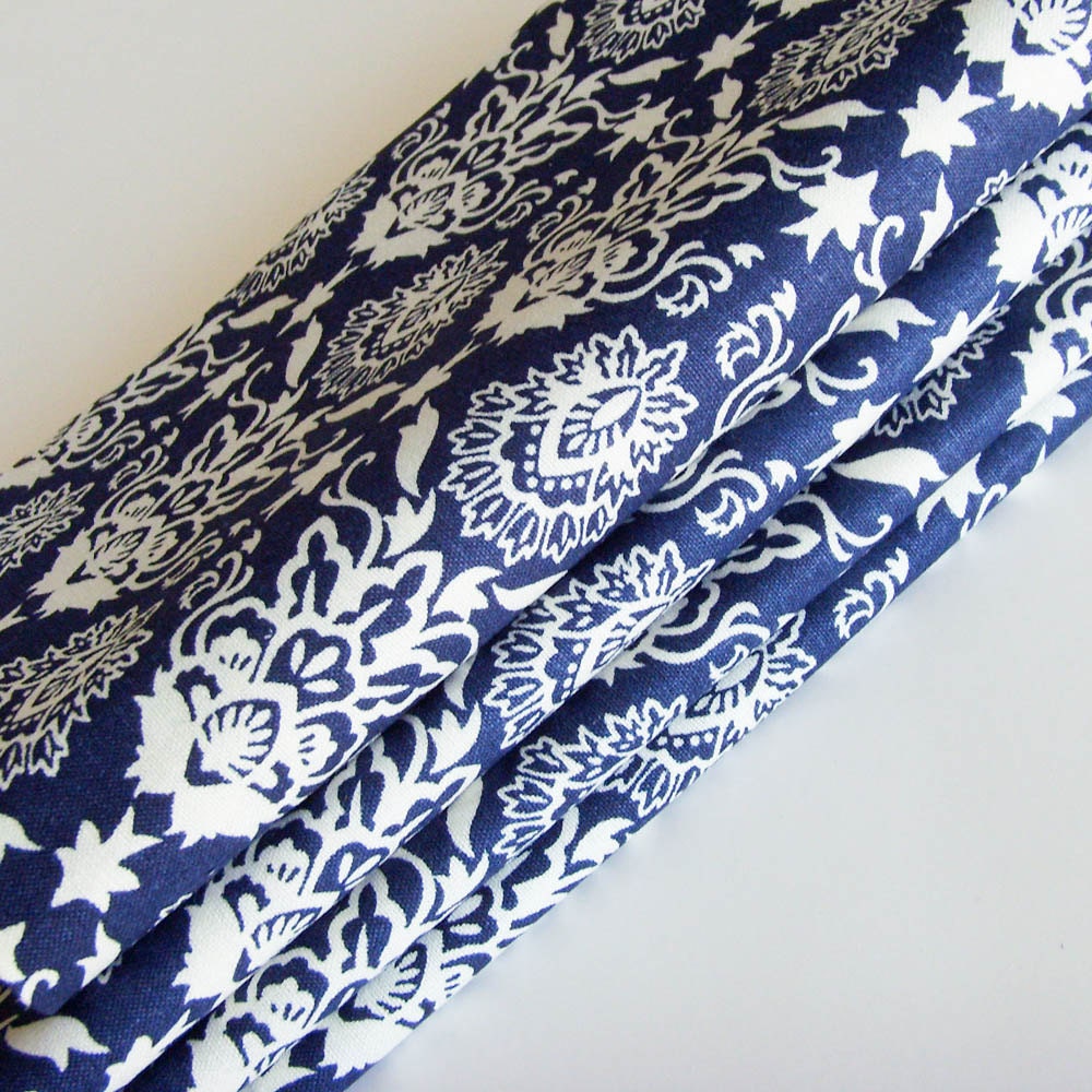 Navy Blue Floral Damask Napkins / Navy Blue / Ivory - Off-White / Chic Table Decor / Set of 6