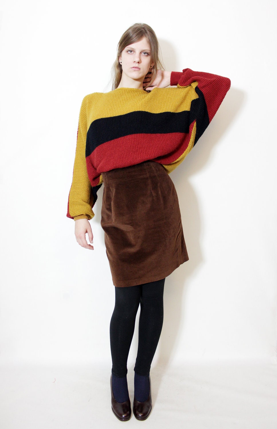 Vintage skirt / high waist basic brown velvet skirt / size M