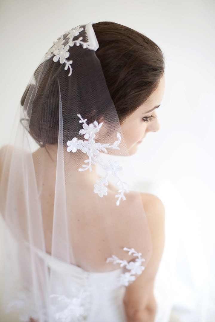 Jasmine mantilla Veil Available in Ivory & white, Style 237