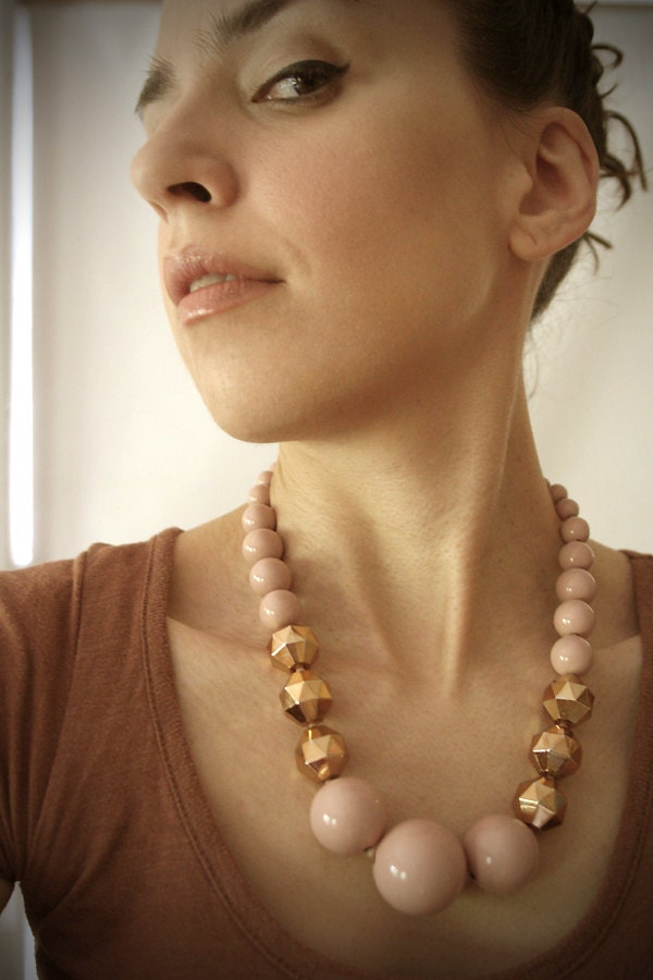 Color Block Vintage Lucite Necklace in Dusty Pink and Sparkling Faceted Gold / Globes of Pastel Rose and Geometric Gold / "JENNY ROO"