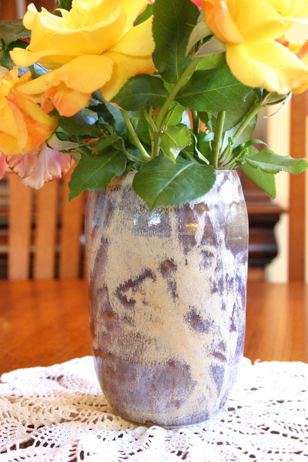 Porcelain Vase in Lavender and White Abalone Shell