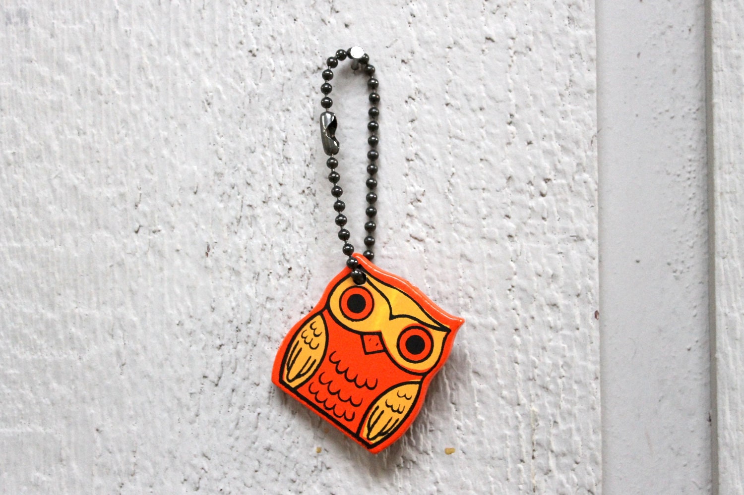 Vintage 1970s Orange and Yellow Wooden Owl Keychain
