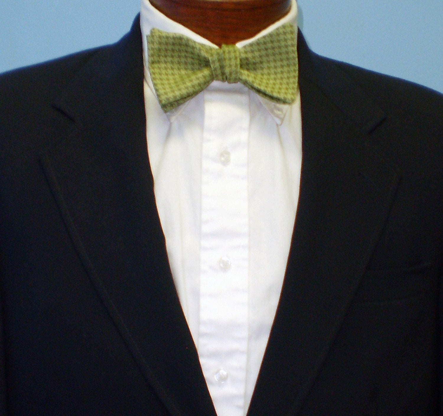 Green Houndstooth Bow Tie