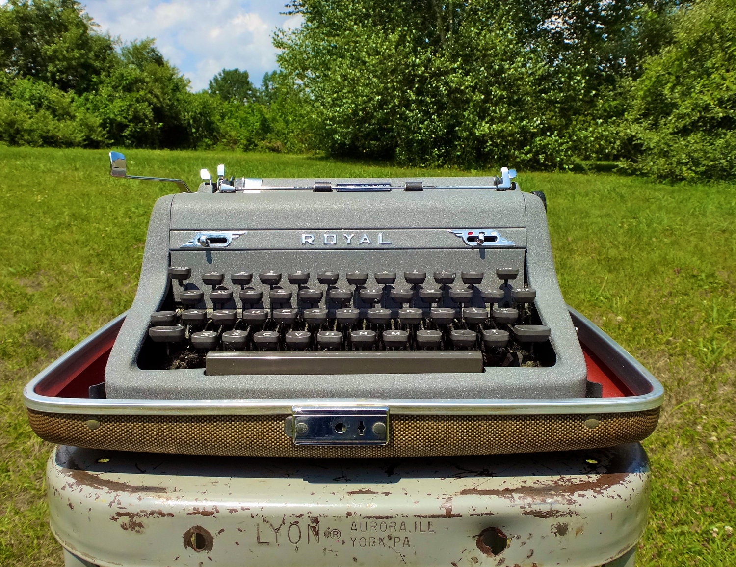 Gray Royal Quiet Deluxe Portable Typewriter 1950s in Case with Key