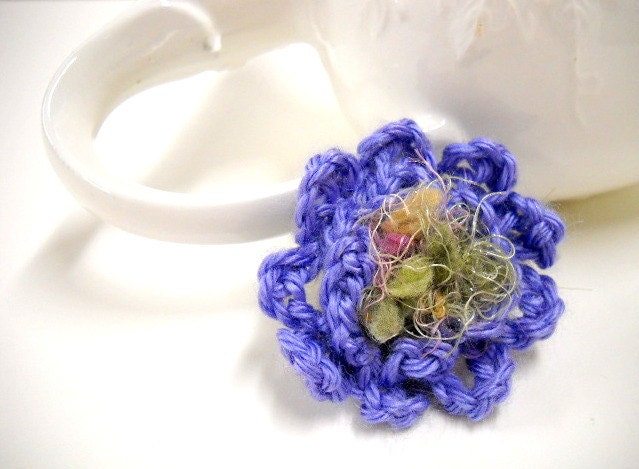 Crocheted Flower Brooch, Wedding Boutonniere, Fiber Jewelry, Lavender Flower Pin, Scarf Pin