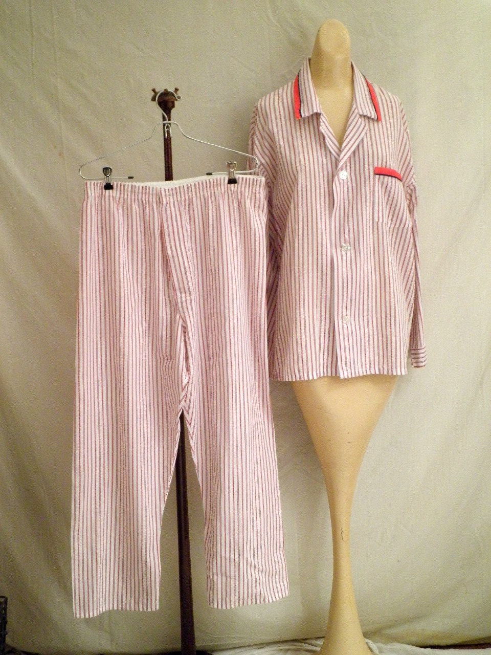 SALE 1960s Vintage Mens Striped Pajamas Large 48 chest