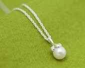 Mangosteen pearl necklace - Pearl pendant and 40cm chain - Feminine design - Asian fruits with fresh water pearl