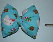 Puffy Hello Kitty Christmas Bow