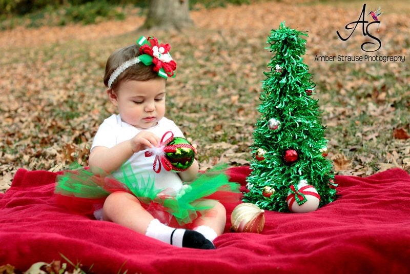 Christmas baby tutu and matching hairbow. Comes with a white headband.