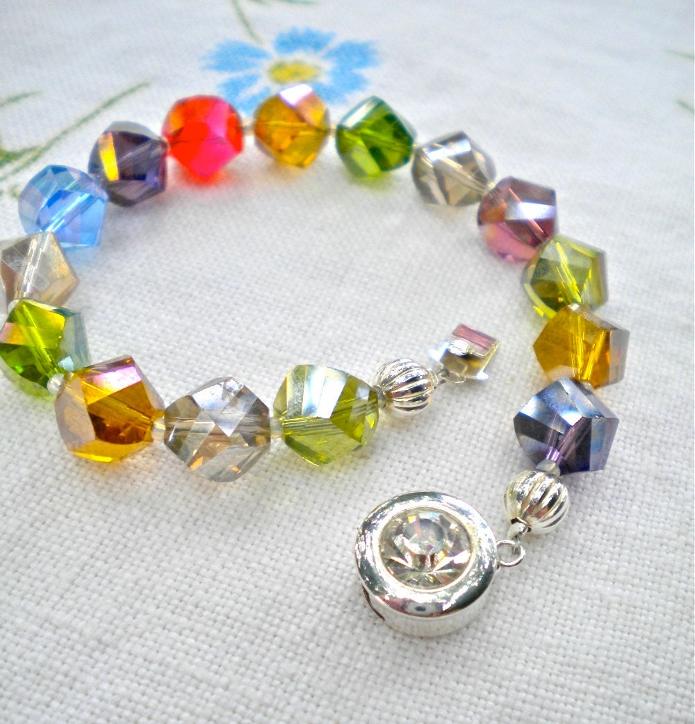 Bracelet Multicolor Faceted Glass Beads Chunky