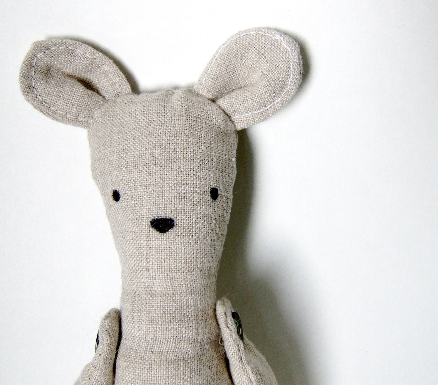 nudie mouse // clothing free linen doll