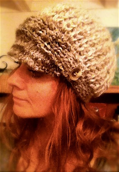 The Kerri - Newsboy/girl Style Cap  PDF Knitting Pattern - US 10.5 / 6.5 mm